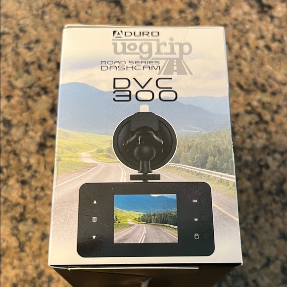 NWT Aduro DVC300 Dashcam - Picture 3 of 4